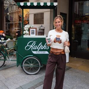 Meet your Posher, Hannah